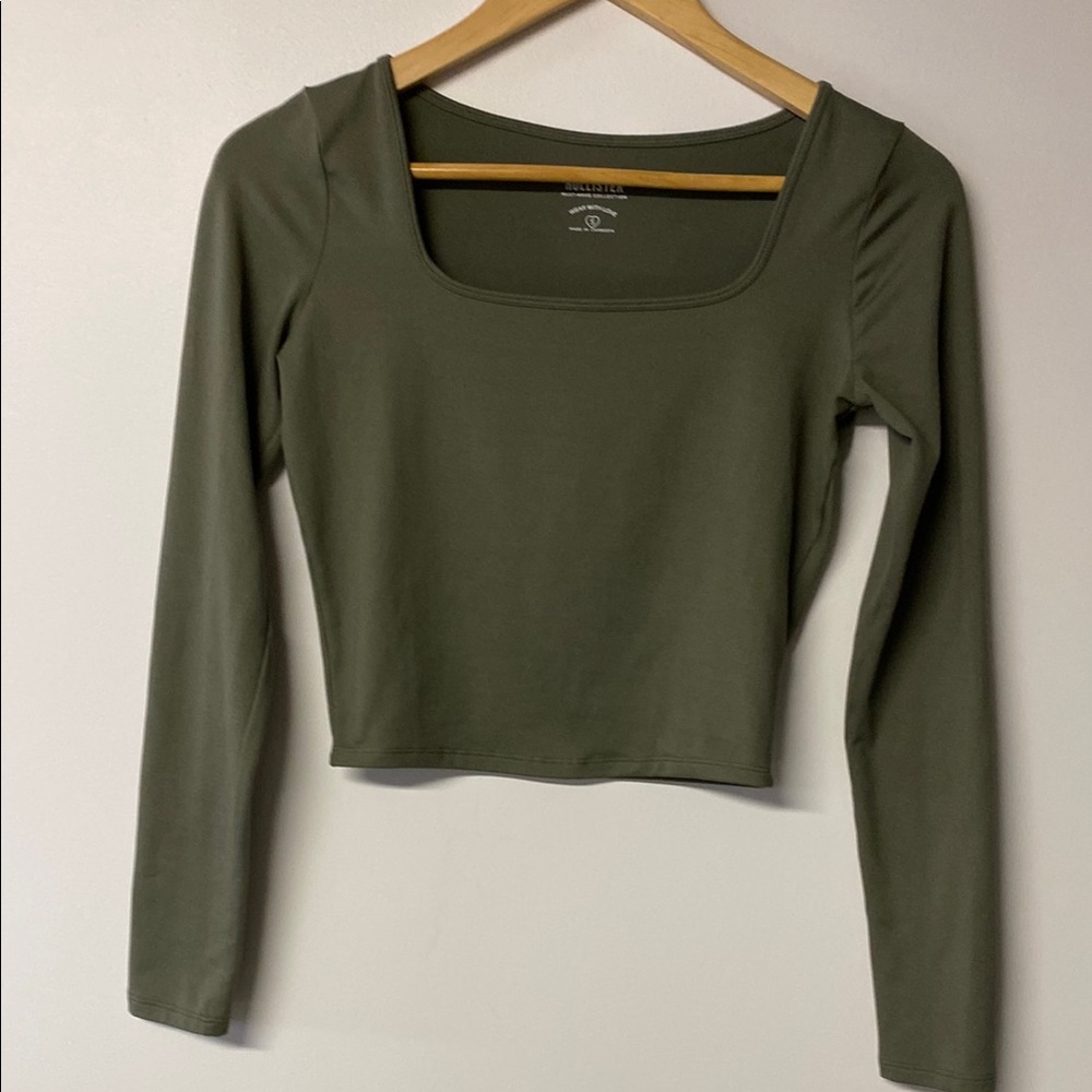 HOLLISTER Olive Green Fitted Crop Long Sleeve Top